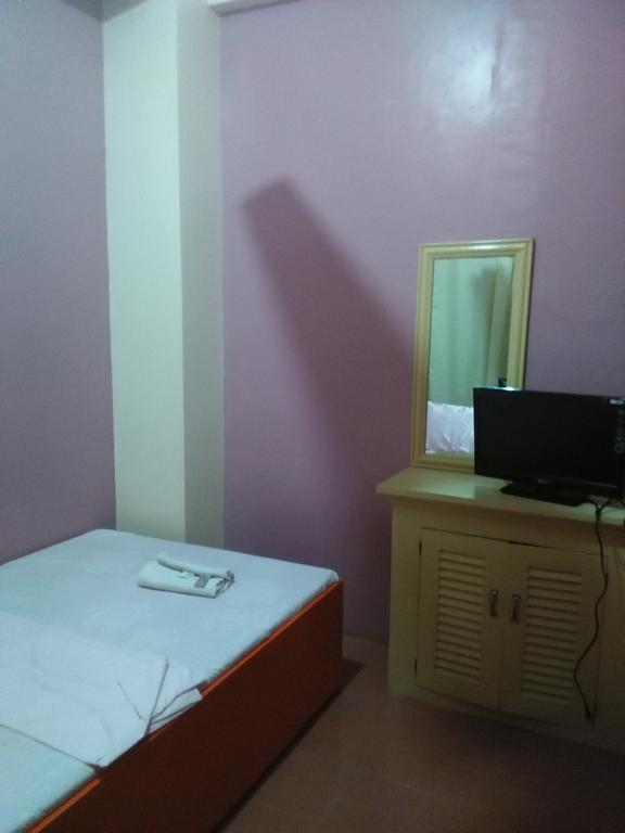 Aranas-Carillo Travellers Inn Kalibo Exteriér fotografie
