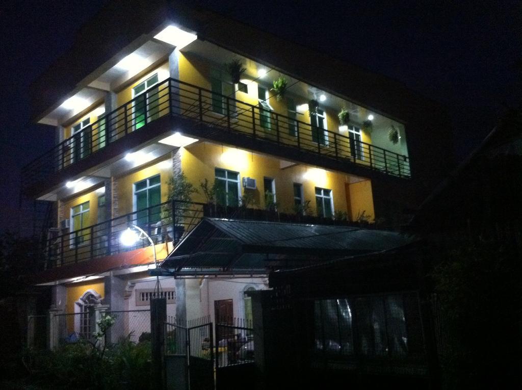 Aranas-Carillo Travellers Inn Kalibo Exteriér fotografie